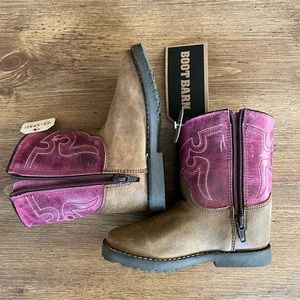 Toddler size 10 Brand new Shyanne cowboy boots. Pink and brown